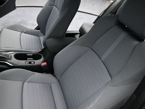 New 2026 Toyota Corolla SE w/ SE Premium Package image 9