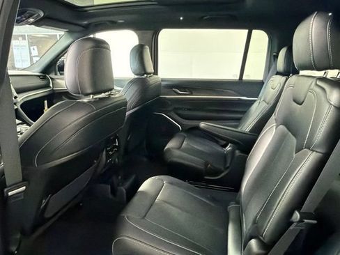 New 2026 Jeep Grand Cherokee L Limited AWD/4WD image 30