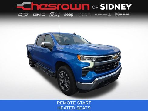 Used 2025 Chevrolet Silverado 1500 LT AWD/4WD image 3