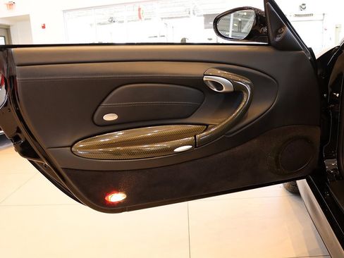 Used 2001 Porsche 911 Turbo image 60