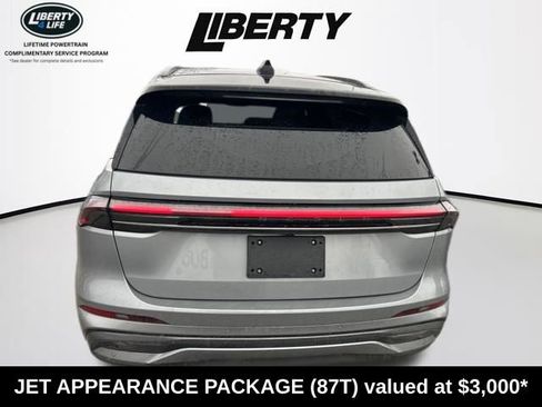 Used 2024 Lincoln Nautilus Reserve w/ Equipment Group 202A image 3