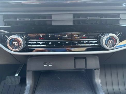 Used 2024 Honda Prologue Touring image 18