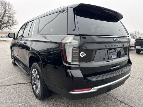 New 2026 Chevrolet Suburban LT w/ Comfort Package image 6