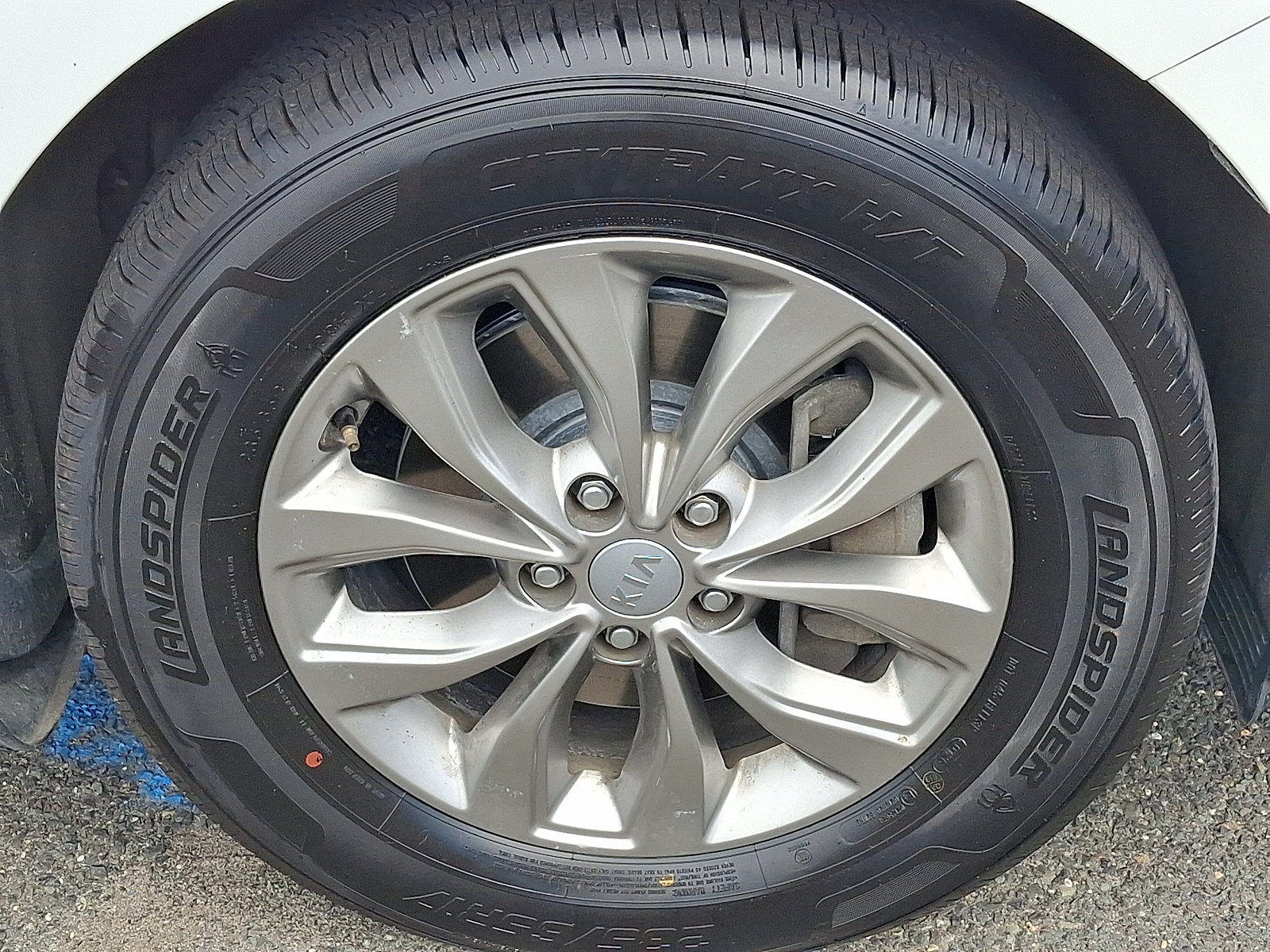 Used 2021 Kia Sedona LX FWD image 9