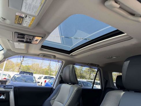 Used 2019 Toyota 4Runner SR5 Premium AWD/4WD image 16