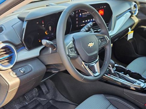 New 2026 Chevrolet Trax LT w/ Driver Confidence Package image 3