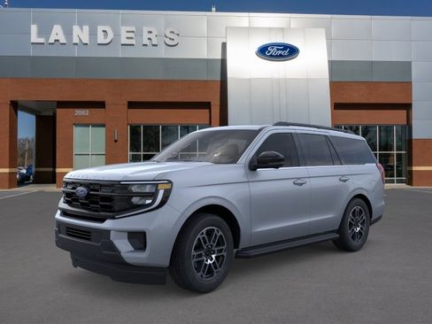 New 2026 Ford Expedition Active AWD/4WD image 1