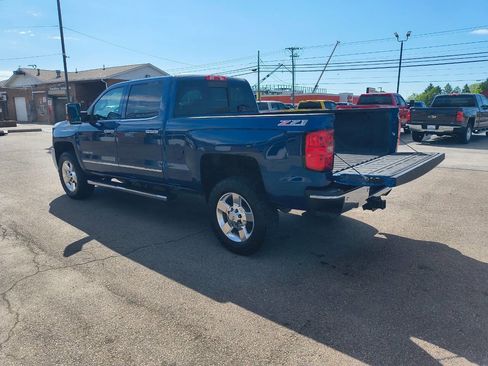 Used 2016 Chevrolet Silverado 2500 LTZ w/ LTZ Plus Package AWD/4WD image 12