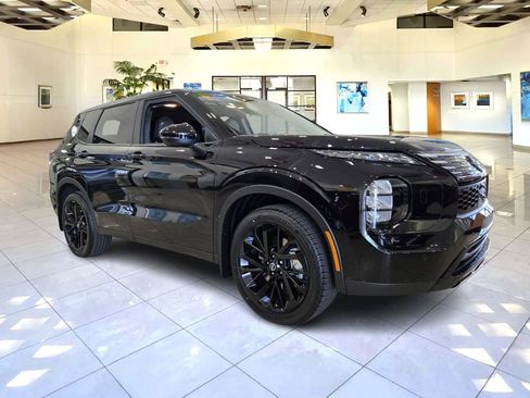 New 2026 Nissan Rogue SL image 2