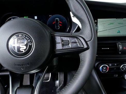 New 2025 Alfa Romeo Giulia image 12