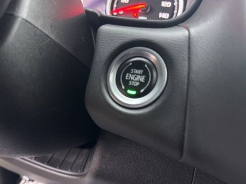 Used 2021 Chevrolet Suburban Premier w/ Premium Package image 28