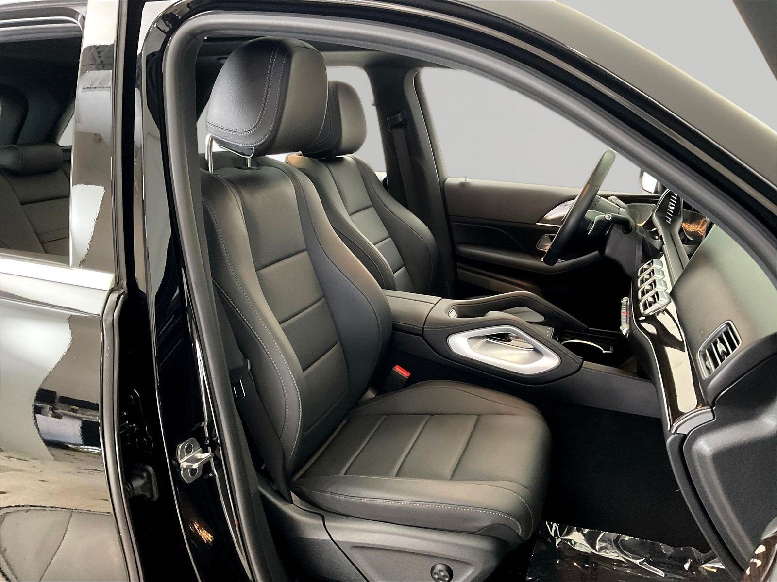 Certified 2025 Mercedes-Benz GLE 450 4MATIC image 29