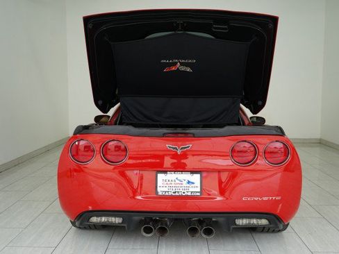 Used 2009 Chevrolet Corvette Coupe w/ Preferred Equipment Group RWD image 36