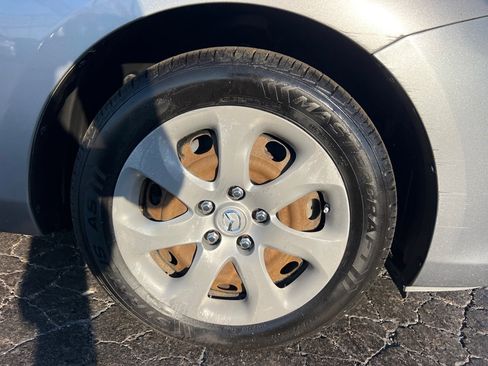 Used 2013 MAZDA MAZDA3 i SV image 41