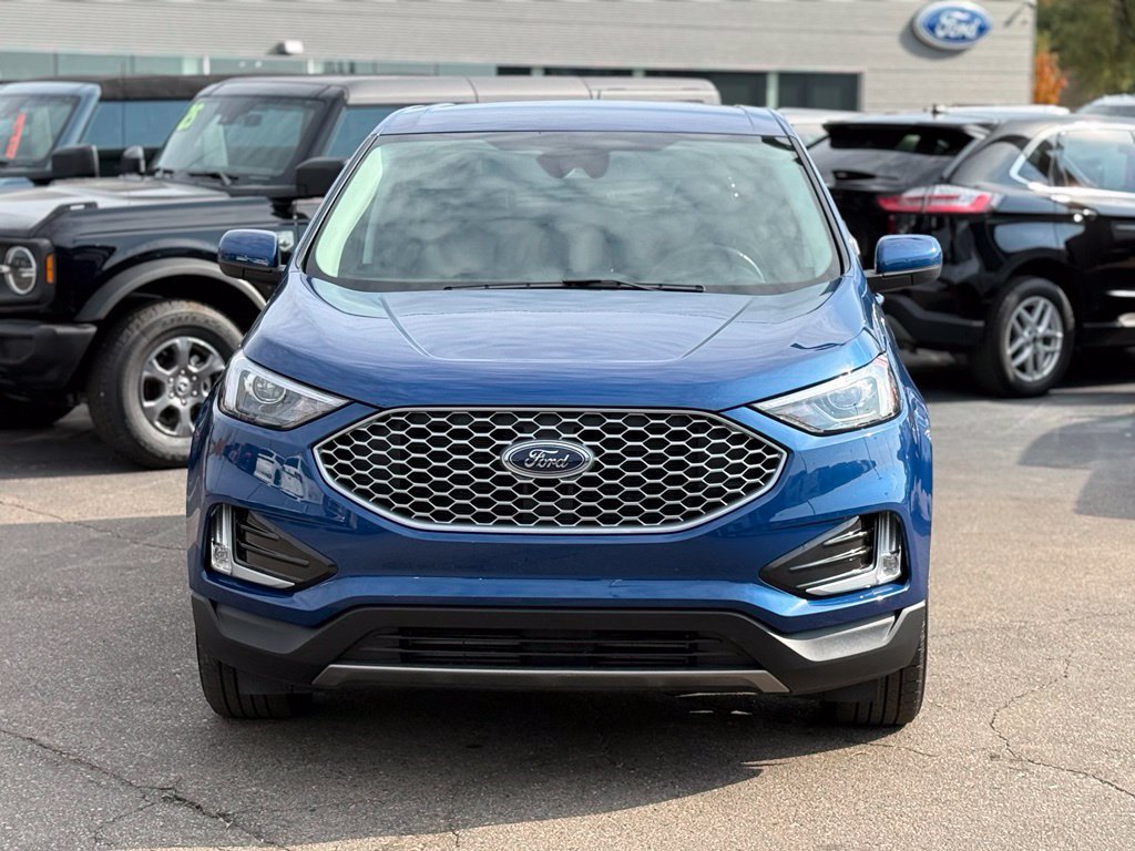 Used 2023 Ford Edge SEL AWD/4WD image 34
