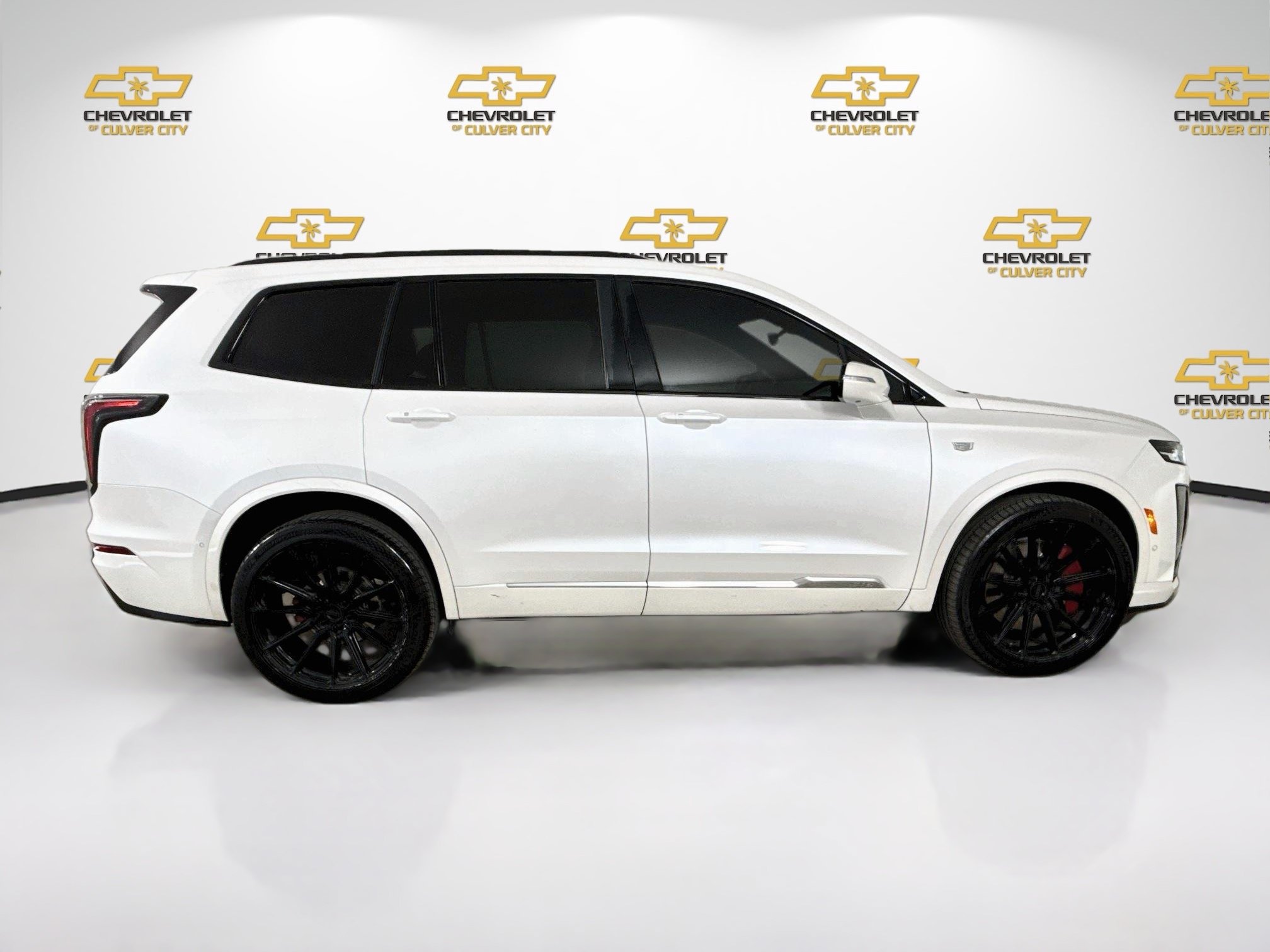 Used 2022 Cadillac XT6 Sport w/ Technology Package AWD/4WD image 9
