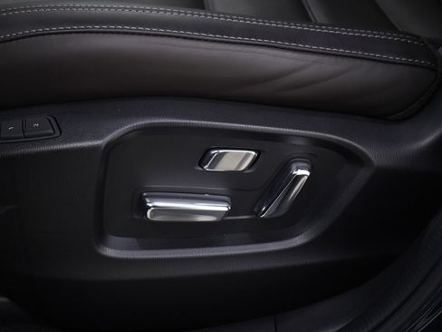 Certified 2025 MAZDA CX-5 Signature image 29