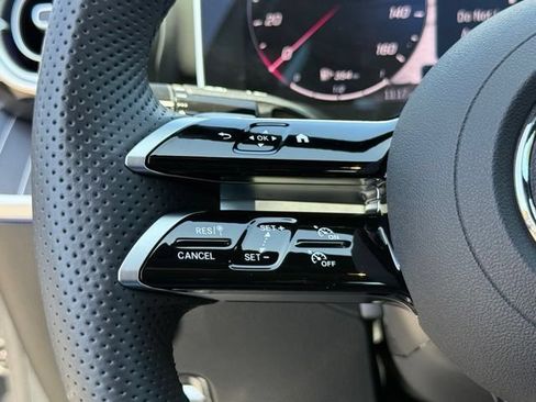 Used 2025 Mercedes-Benz C 300 Sedan image 23