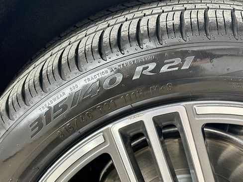 Certified 2023 Mercedes-Benz GLS 450 4MATIC image 41