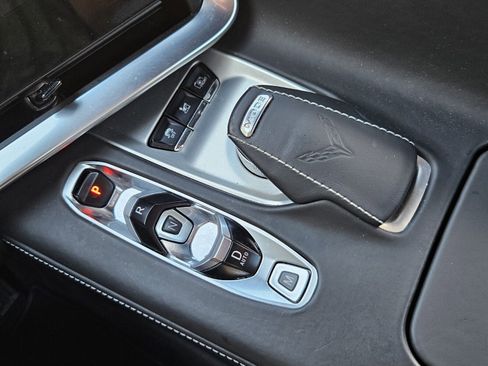 Used 2023 Chevrolet Corvette Stingray Premium Conv w/ 3LT image 30