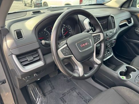 Used 2021 GMC Terrain SLE w/ Driver Convenience Package image 16