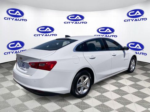 Used 2023 Chevrolet Malibu LS w/ Driver Confidence Package FWD image 3