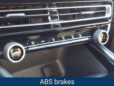 New 2026 Chevrolet Traverse High Country w/ LPO, Floor Liner Package image 13