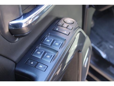 Used 2019 GMC Sierra 3500 SLT w/ All-Terrain HD Package AWD/4WD image 13