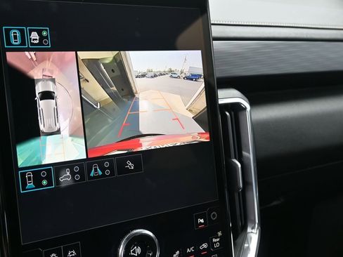 New 2025 GMC Acadia Elevation w/ Elevation Premium Package image 29