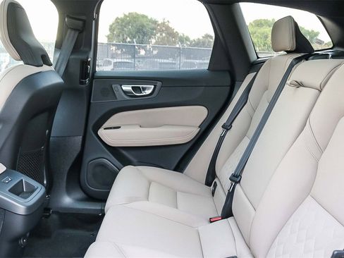 New 2026 Volvo XC60 B5 Plus w/ Protection Package Premier image 20