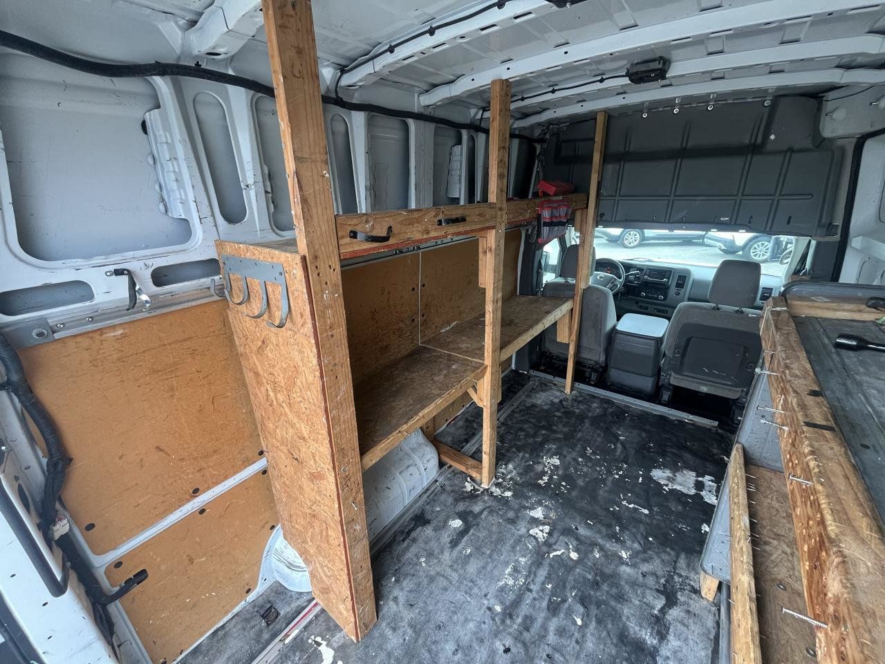 Used 2018 Nissan NV 2500 SV RWD image 21