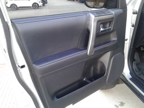 Used 2024 Toyota 4Runner SR5 Premium image 18