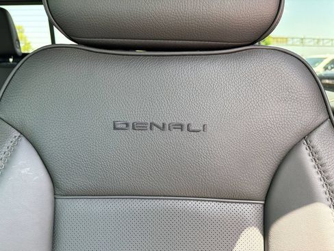 Used 2024 GMC Sierra 1500 Denali w/ Denali Reserve Package AWD/4WD image 41