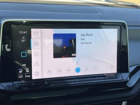 New 2026 Volkswagen Atlas Cross Sport SEL image 25