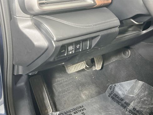 Used 2022 Subaru Outback Touring XT AWD/4WD image 10
