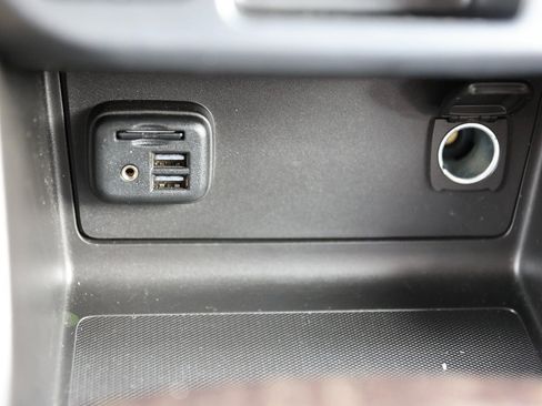 Used 2019 GMC Canyon SLT w/ Driver Alert Package image 32