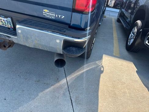 Used 2018 Chevrolet Silverado 2500 LTZ w/ Duramax Plus Package AWD/4WD image 5