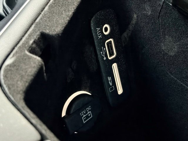 Used 2015 Dodge Challenger R/T Plus RWD image 32