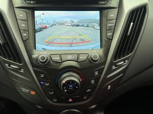 Used 2014 Hyundai Veloster Turbo R-Spec image 12