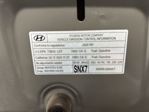 Used 2024 Hyundai Tucson Limited image 38