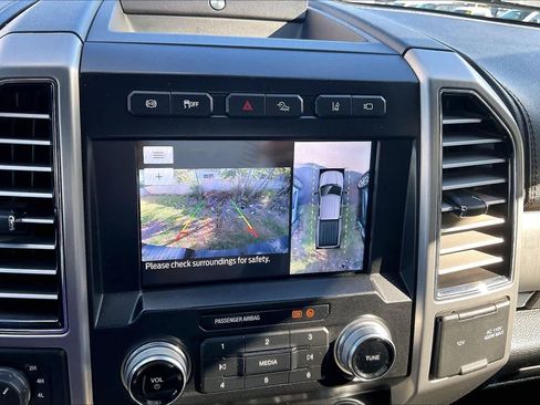 Used 2021 Ford F250 Platinum w/ Tremor Off-Road Package AWD/4WD image 26