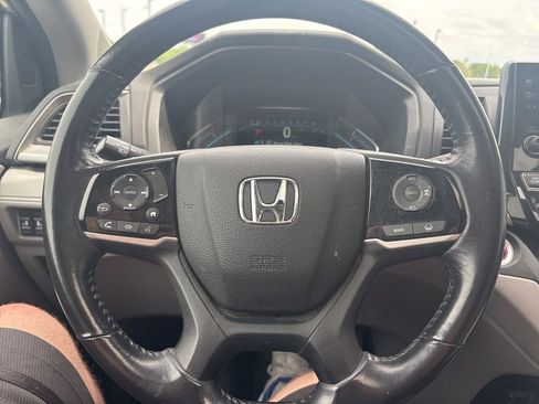 Used 2018 Honda Odyssey EX-L image 16
