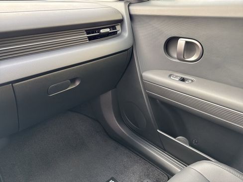 Used 2025 Hyundai Ioniq 5 SEL image 29