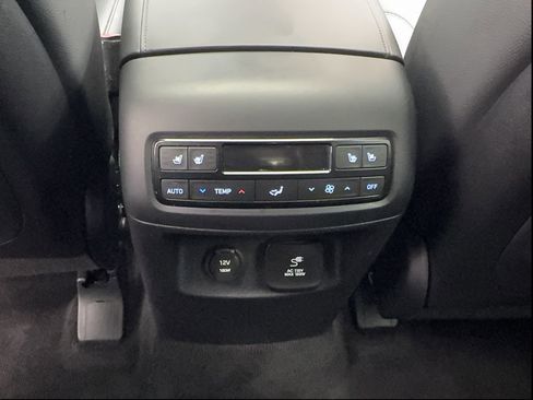 Used 2025 Hyundai Palisade Limited FWD image 40