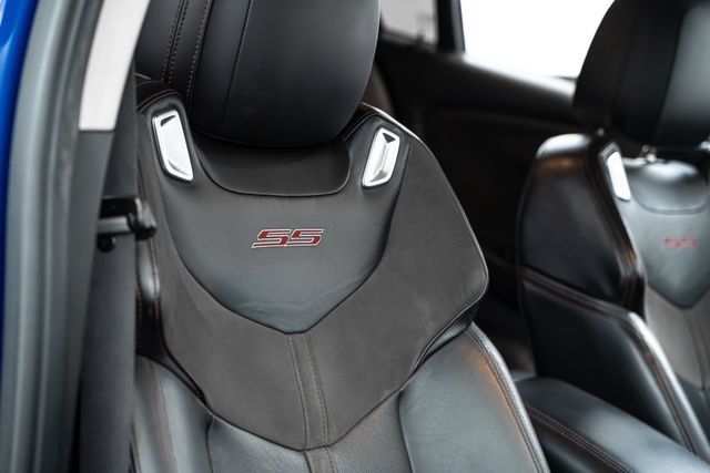 Used 2017 Chevrolet SS RWD image 30