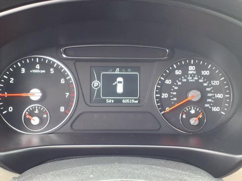 Used 2017 Kia Sorento LX image 6