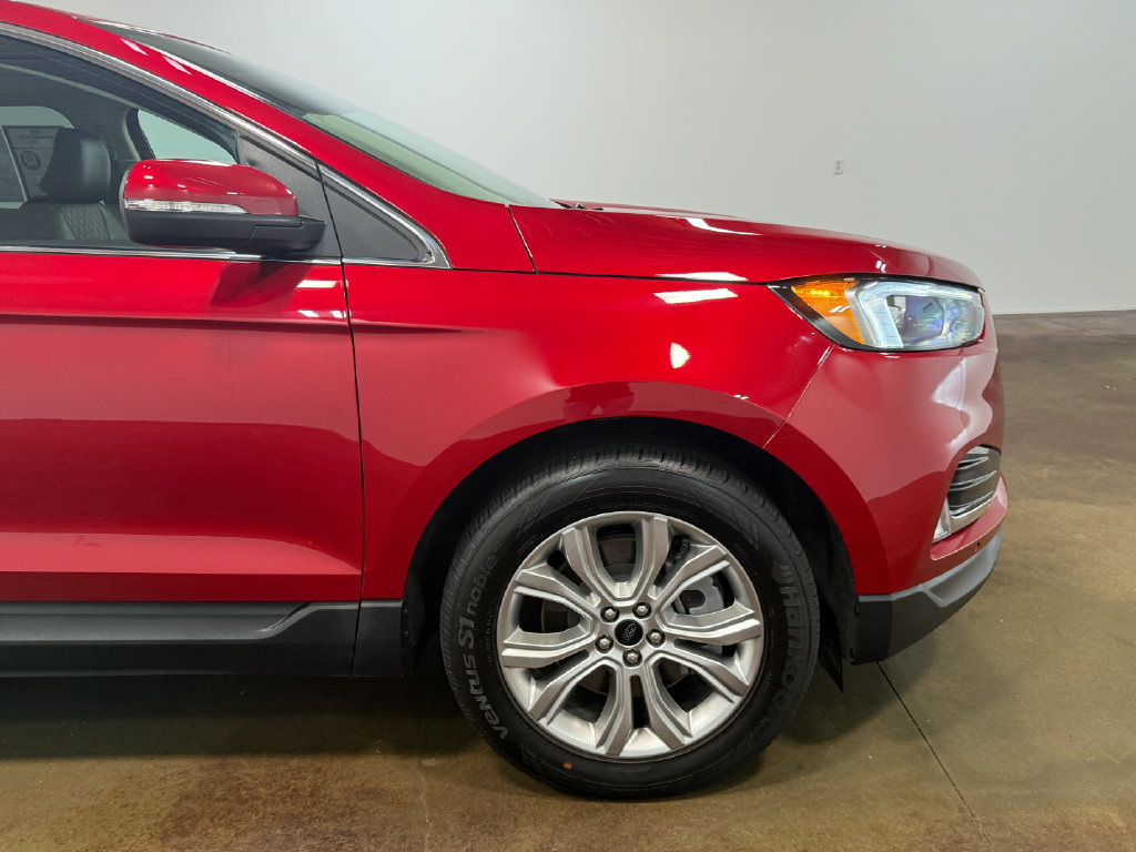 Used 2024 Ford Edge Titanium AWD/4WD image 31