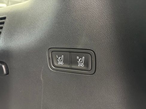 Used 2025 Hyundai Santa Fe SEL AWD/4WD image 45