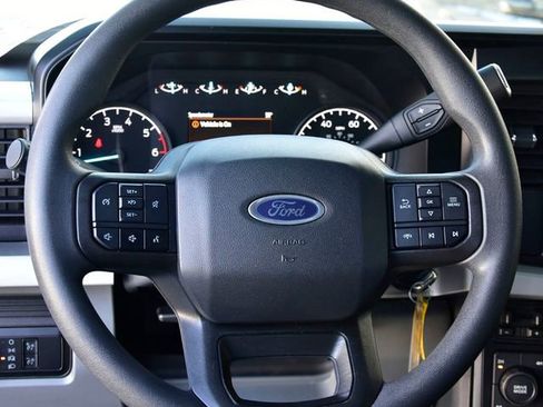Used 2024 Ford F250 XL w/ XL Off-Road Package image 18