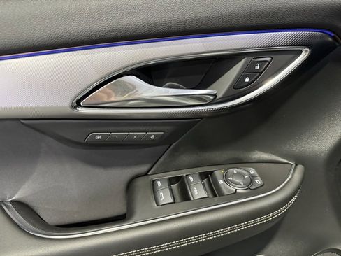 New 2025 Buick Envision Sport Touring image 7